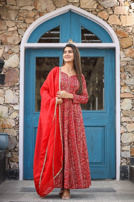 Red Fantasy Anarkali Gher Organza Dupatta Dress