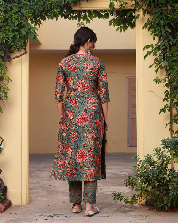 Goel Green Handblock Pintuck Straight Chanderi Suit Set