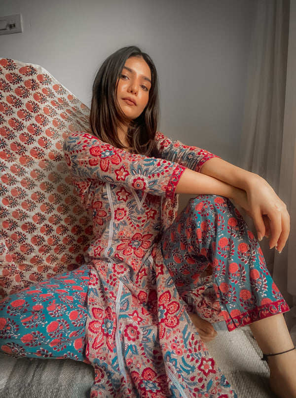 Red Blossom Lace Detailed Handblock Suit set